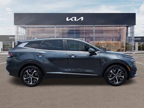 Gravity Gray 2024 Kia Sportage EX