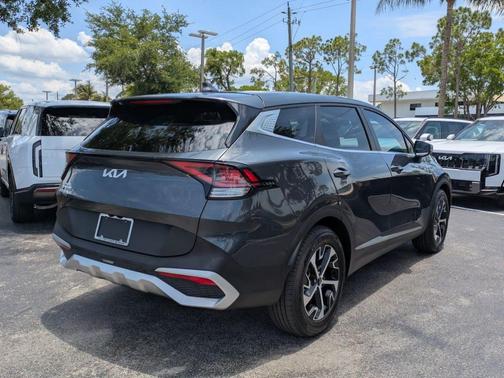 Gravity Gray 2024 Kia Sportage EX