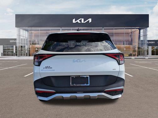 Snow White Pearl 2023 Kia Sportage LX