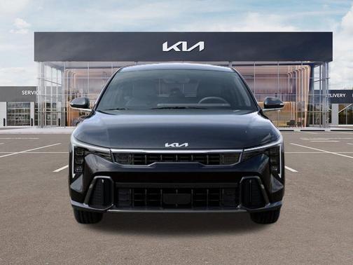 Aurora Black Pearl 2026 Kia K4 GT-LINE