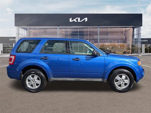2011 Ford Escape XLS