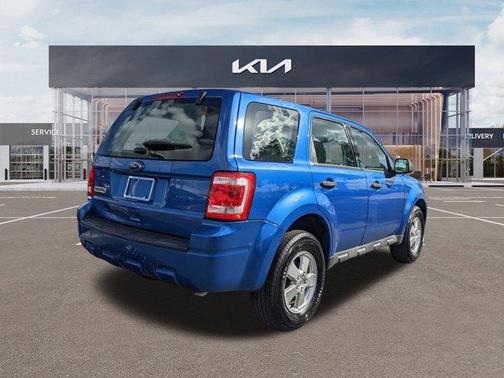 2011 Ford Escape XLS