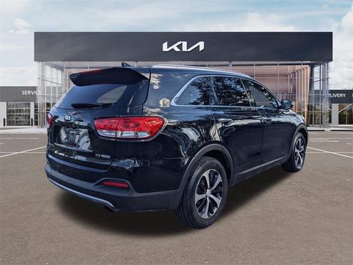 2017 Kia Sorento EX