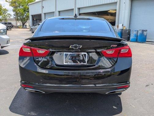 Mosaic Black Metallic 2021 Chevrolet Malibu RS