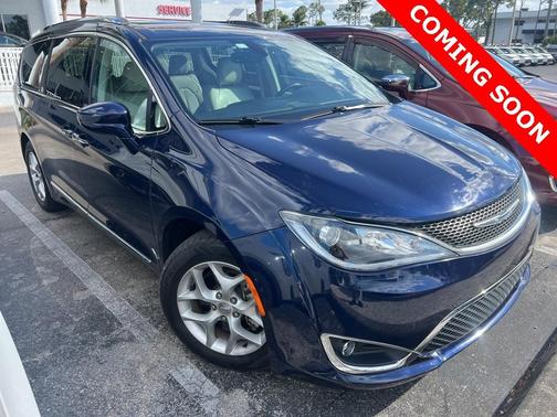 2018 Chrysler Pacifica Touring-L Plus