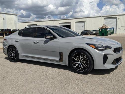 2023 Kia Stinger GT-Line