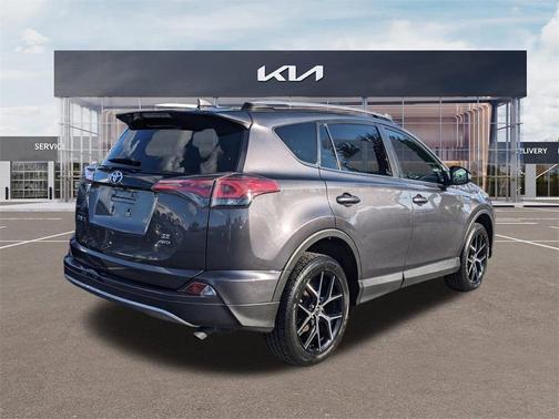 2016 Toyota RAV4 SE