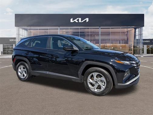 2024 Hyundai TUCSON SE