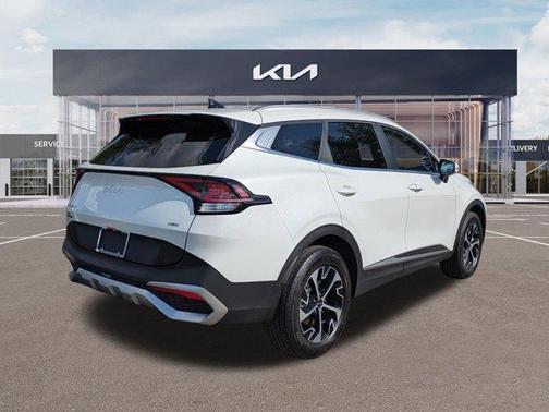 Snow White Pearl 2025 Kia Sportage Hybrid EX