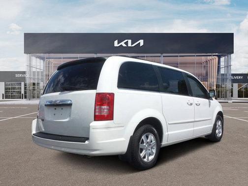 2008 Chrysler Town & Country Touring