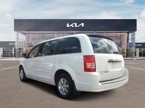 2008 Chrysler Town & Country Touring