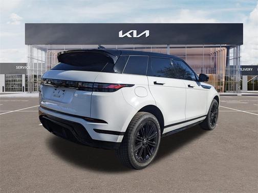 2026 Land Rover Range Rover Evoque Dynamic SE