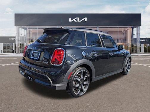 2024 MINI Hardtop Cooper S