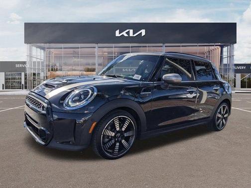 2024 MINI Hardtop Cooper S