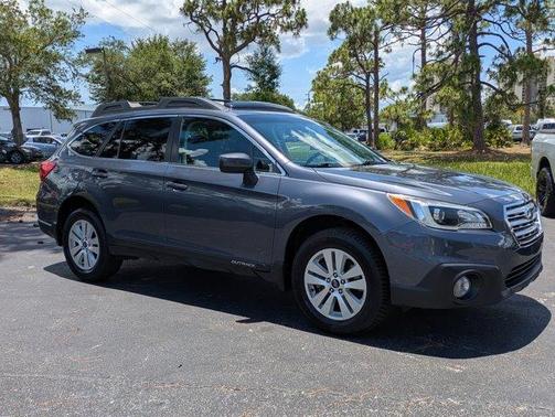 Carbide Gray Metallic 2015 Subaru Outback 2.5i Premium