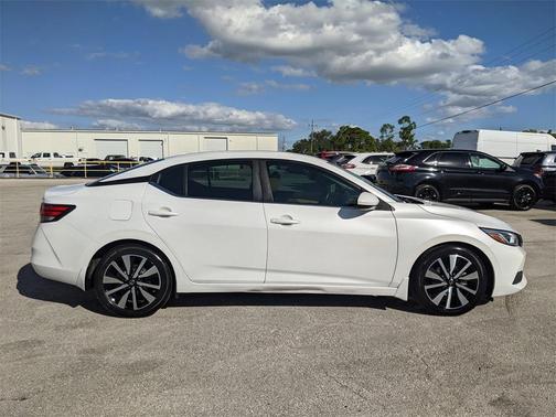 2022 Nissan Sentra SV