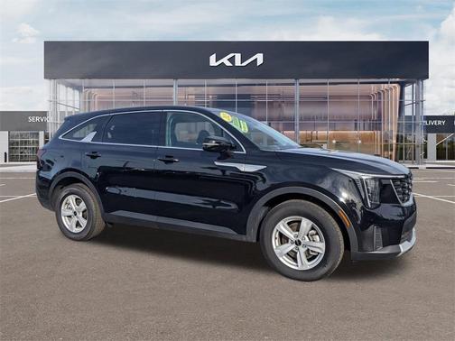 2025 Kia Sorento LX