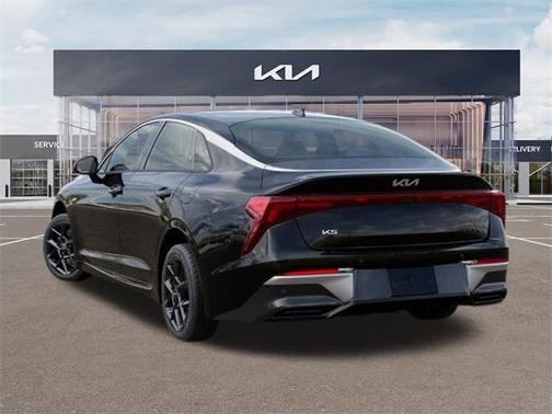 2025 Kia K5 LXS