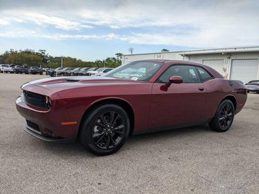 2022 Dodge Challenger SXT