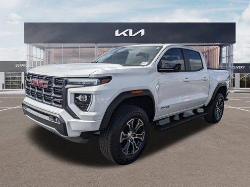 2023 GMC Canyon AT4