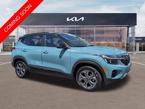 Blue / Black 2024 Kia Seltos S