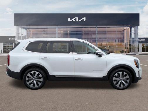 Snow White Pearl 2021 Kia Telluride EX