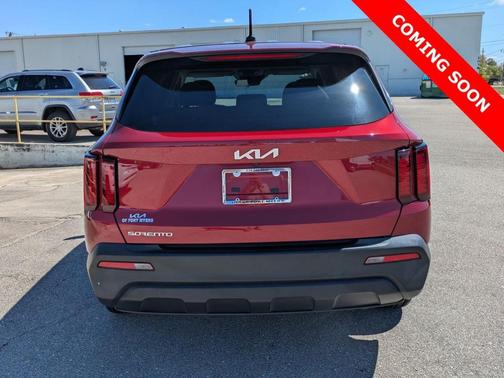 2023 Kia Sorento LX