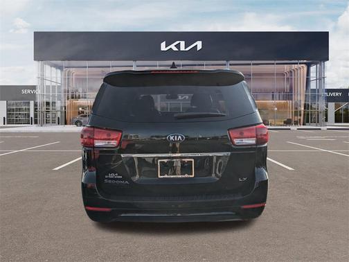 2018 Kia Sedona LX