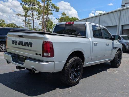 Bright Silver Clearcoat Metallic 2017 RAM 1500 Sport