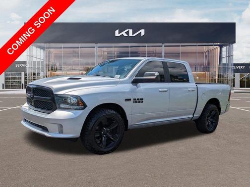 Bright Silver Clearcoat Metallic 2017 RAM 1500 Sport