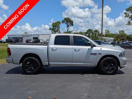 Bright Silver Clearcoat Metallic 2017 RAM 1500 Sport