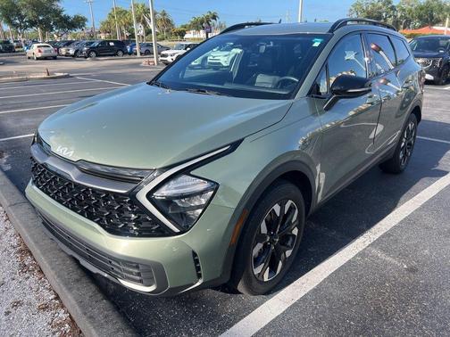 Jungle Green 2023 Kia Sportage X-Line