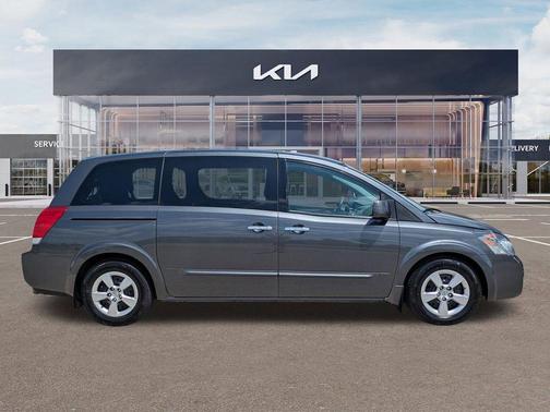 Smoke 2008 Nissan Quest