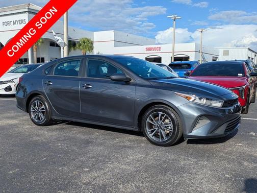 Gravity Gray 2024 Kia Forte LXS