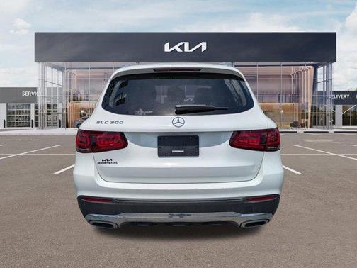 Diamond White Metallic 2021 Mercedes-Benz GLC 300 Base