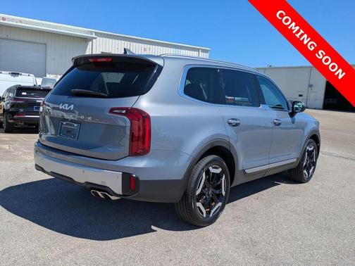 2023 Kia Telluride S