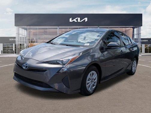 Magnetic Gray Metallic 2016 Toyota Prius Two