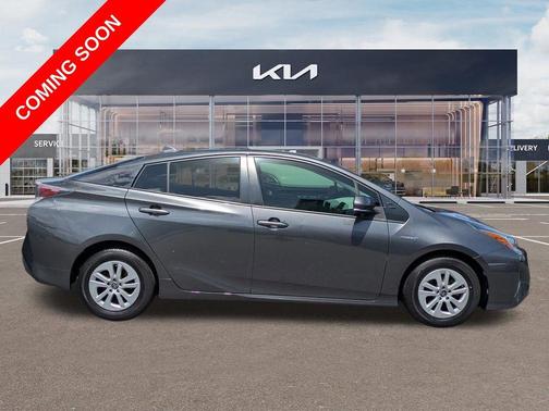 Magnetic Gray Metallic 2016 Toyota Prius Two
