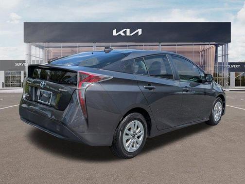 Magnetic Gray Metallic 2016 Toyota Prius Two