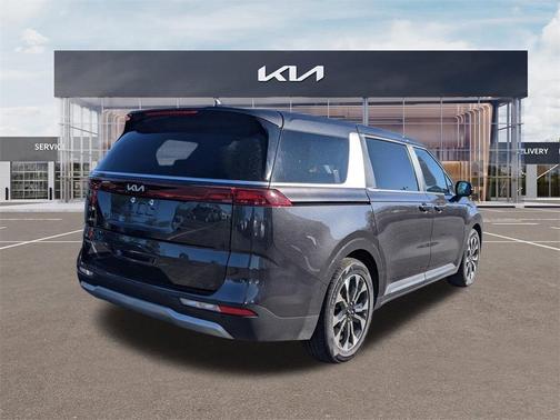 2024 Kia Carnival EX