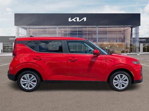 Inferno Red 2022 Kia Soul LX