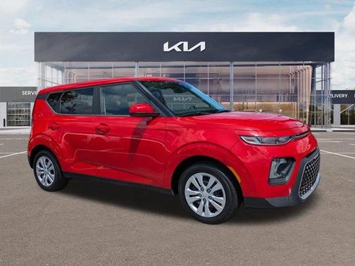 Inferno Red 2022 Kia Soul LX