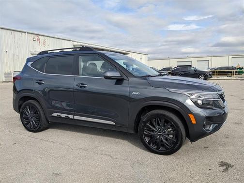 2023 Kia Seltos Nightfall