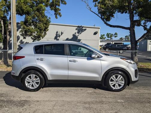 2018 Kia Sportage LX