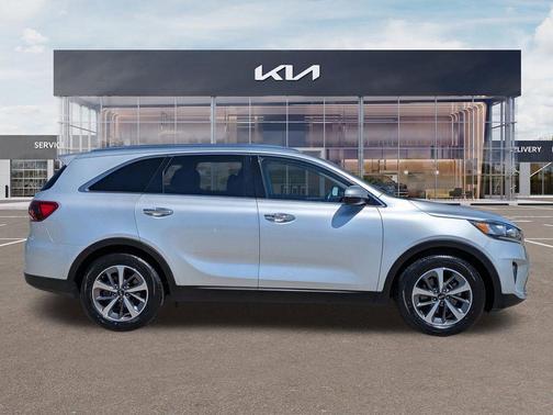 Sparkling Silver 2019 Kia Sorento EX V6