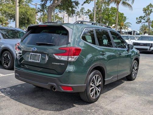Cascade Green Silica 2023 Subaru Forester Limited