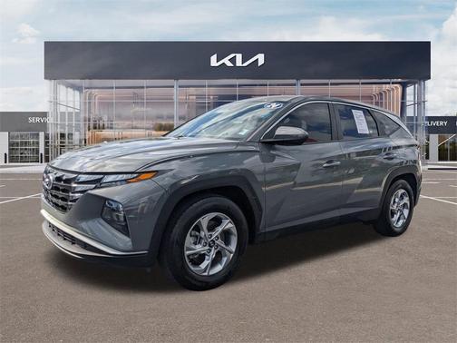 2024 Hyundai TUCSON SE