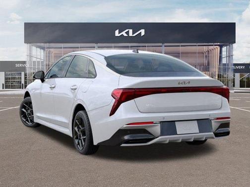 2025 Kia K5 LXS