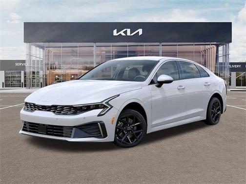 2025 Kia K5 LXS