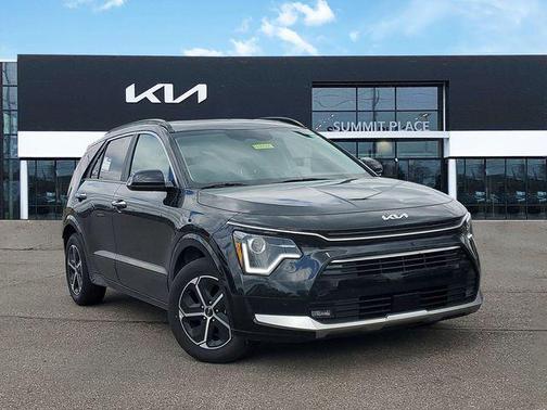 Aurora Black Pearl 2025 Kia Niro SX